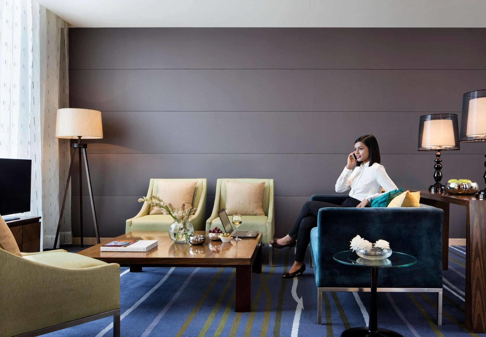 Courtyard By Marriott Bengaluru Outer Ring Road Ξενοδοχείο Εξωτερικό φωτογραφία