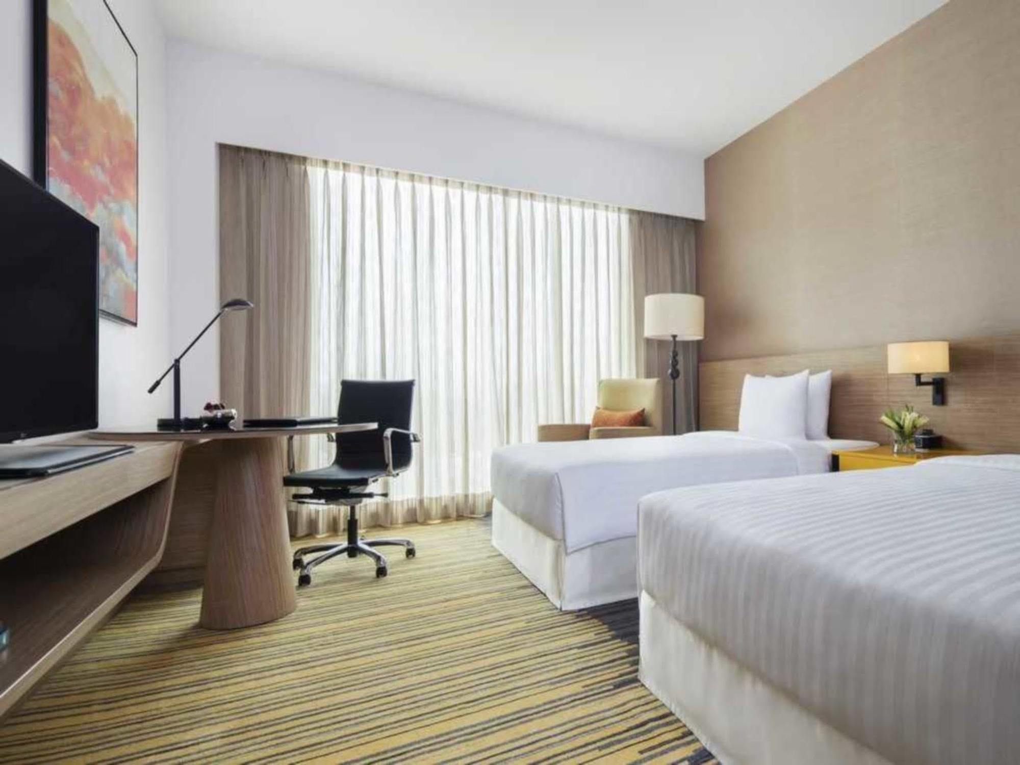Courtyard By Marriott Bengaluru Outer Ring Road Ξενοδοχείο Εξωτερικό φωτογραφία
