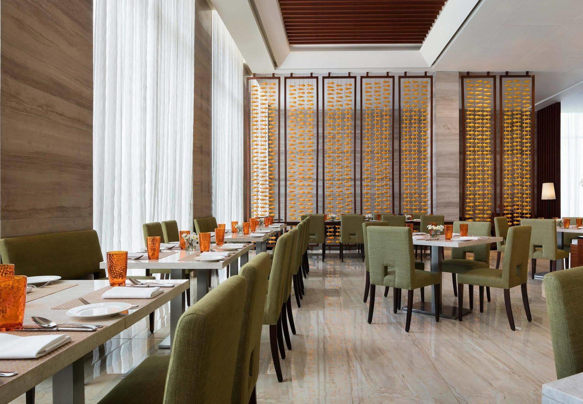 Courtyard By Marriott Bengaluru Outer Ring Road Ξενοδοχείο Εξωτερικό φωτογραφία
